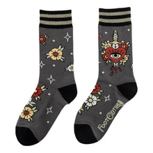 Load image into Gallery viewer, Love Hurts Crew Socks
