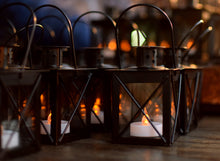 Load image into Gallery viewer, Candlelit Ghostly Walking Tour
