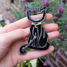 Load image into Gallery viewer, Cat bottle opener magnet
