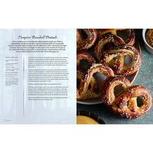 Load image into Gallery viewer, Twilight: The Unofficial Cookbook
